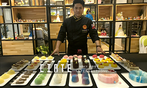 学西点哪个学校好